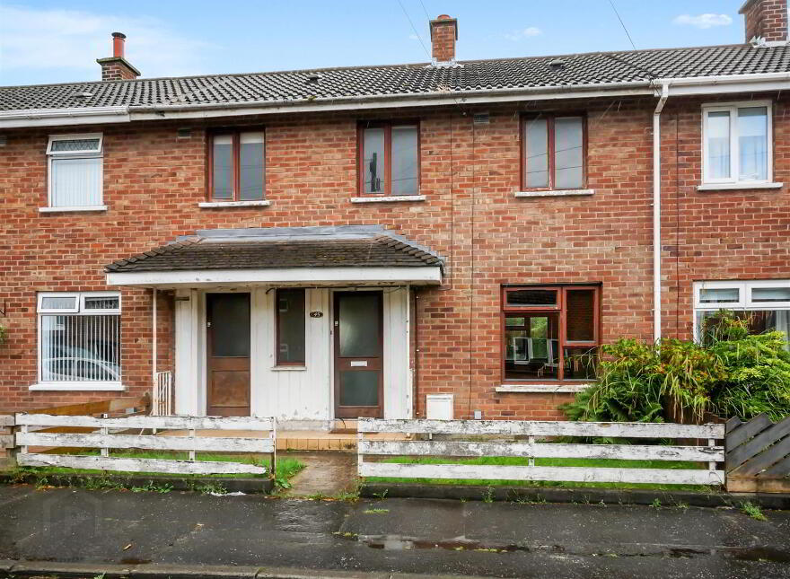 45 Knock Eden Crescent, Rosetta, Belfast, BT6 0GQ