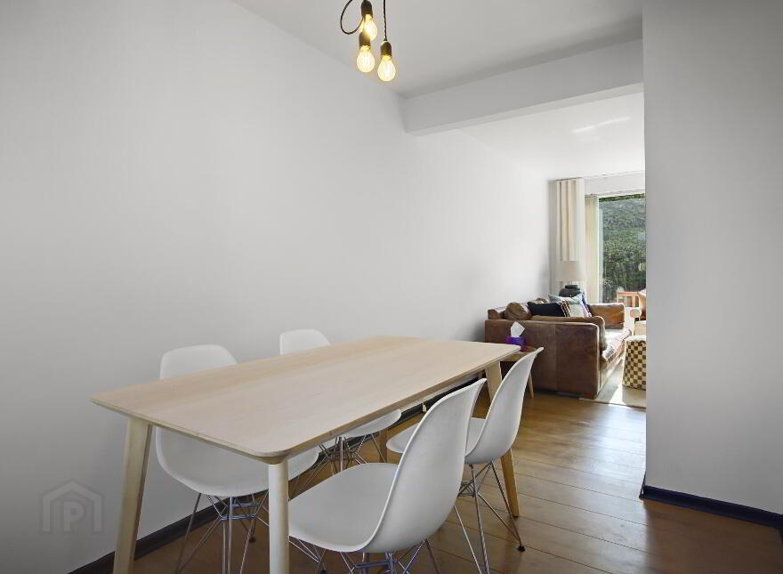 18 Woodbreda Park, Belfast, BT8 7HY