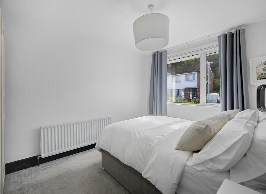 18 Woodbreda Park, Belfast, BT8 7HY