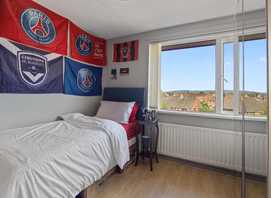 18 Woodbreda Park, Belfast, BT8 7HY