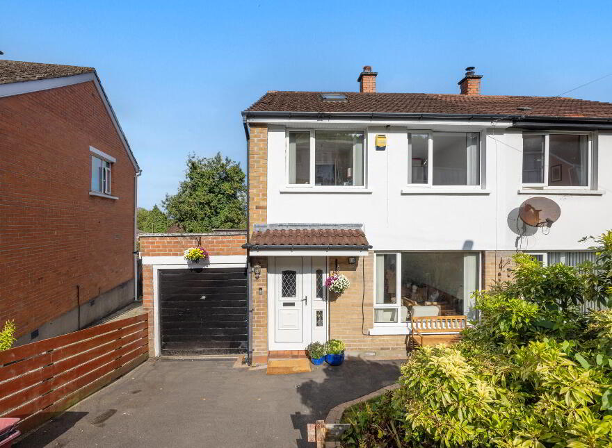 18 Woodbreda Park, Belfast, BT8 7HY