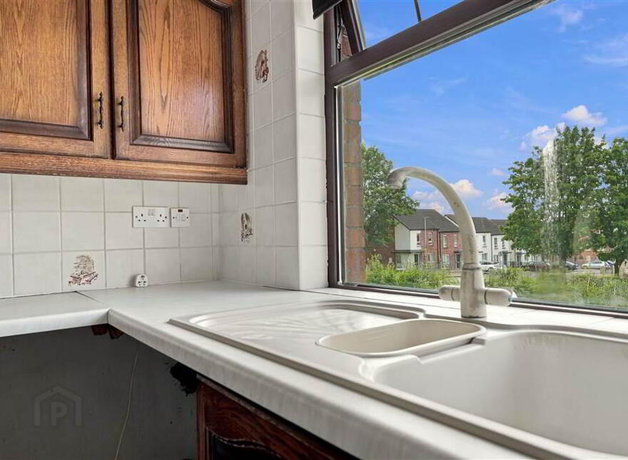 99A Chichester Park East, Ballymena, BT42 4BH