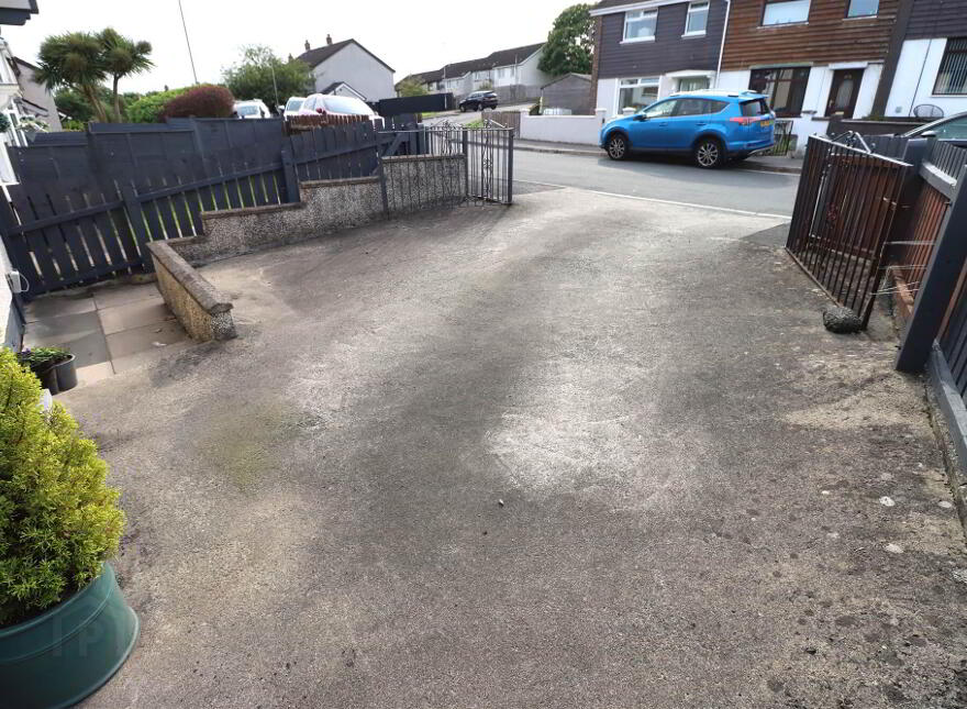 32 Ardmore Avenue, Dundonald, Belfast, BT16 1TB
