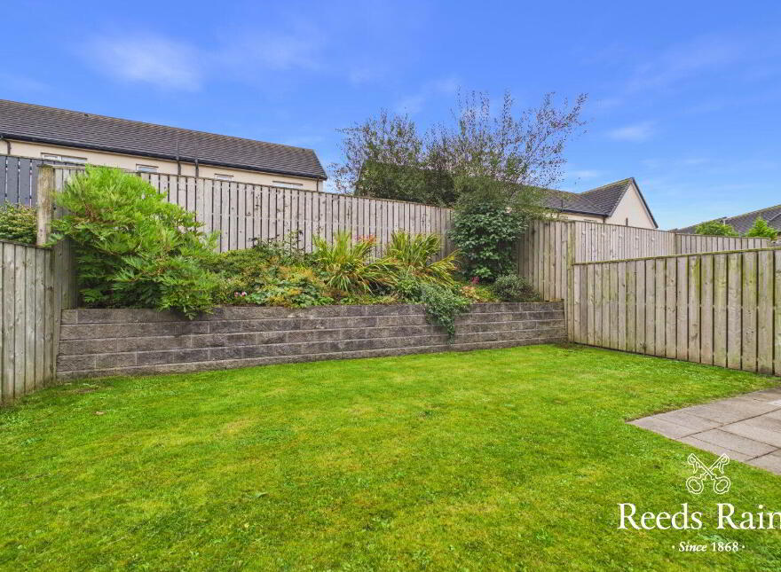 24 Woodbrook Walk, Lisburn, BT28 2ZY