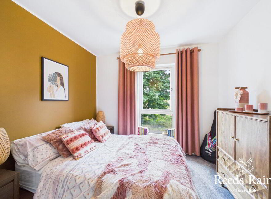 24 Woodbrook Walk, Lisburn, BT28 2ZY