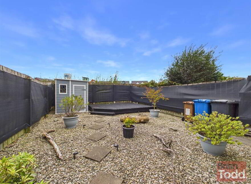 Walnut Green, Larne, BT40 2WP