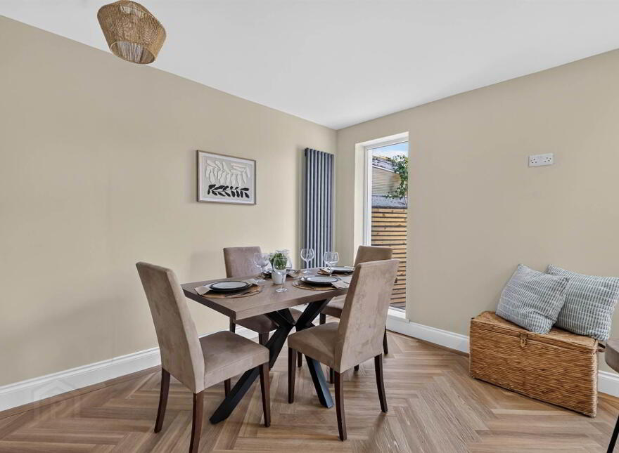 12 Belmont Church Road, Ballyhackamore, Belfast, BT4 3FF
