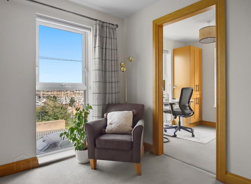 Flat 3, 1 Pickie Terrace, Bangor, BT20 3TE