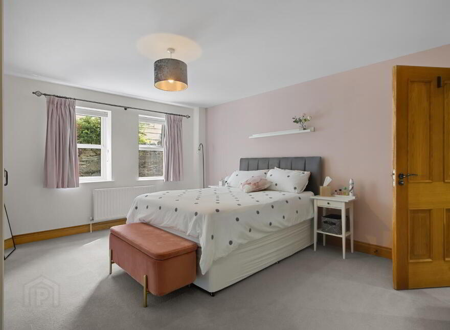 Flat 3, 1 Pickie Terrace, Bangor, BT20 3TE