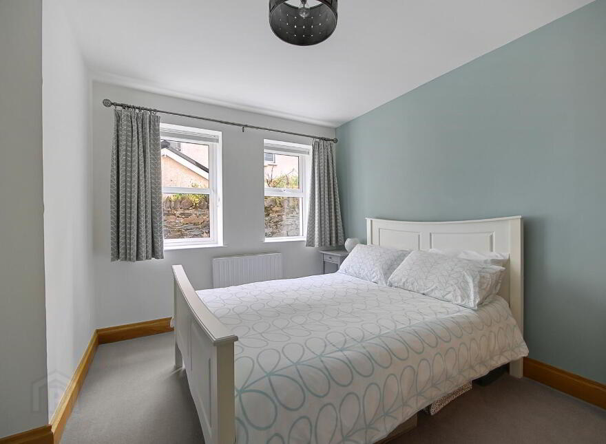 Flat 3, 1 Pickie Terrace, Bangor, BT20 3TE