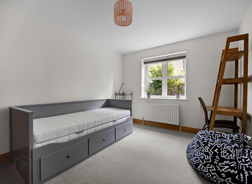 Flat 3, 1 Pickie Terrace, Bangor, BT20 3TE