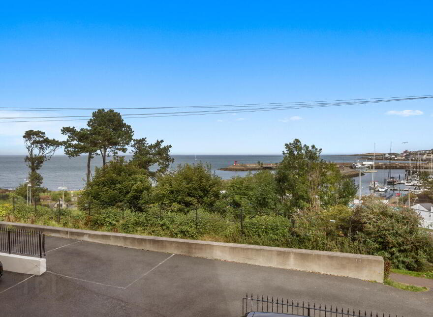 Flat 3, 1 Pickie Terrace, Bangor, BT20 3TE