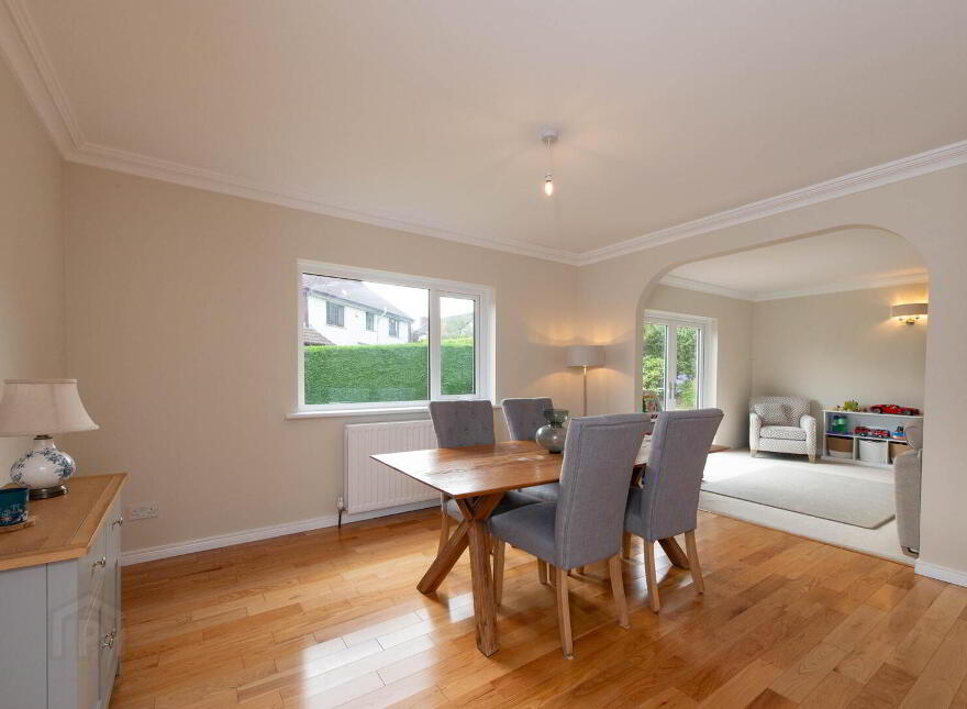 1 Meadowlands, Jordanstown, Newtownabbey, BT37 0UR