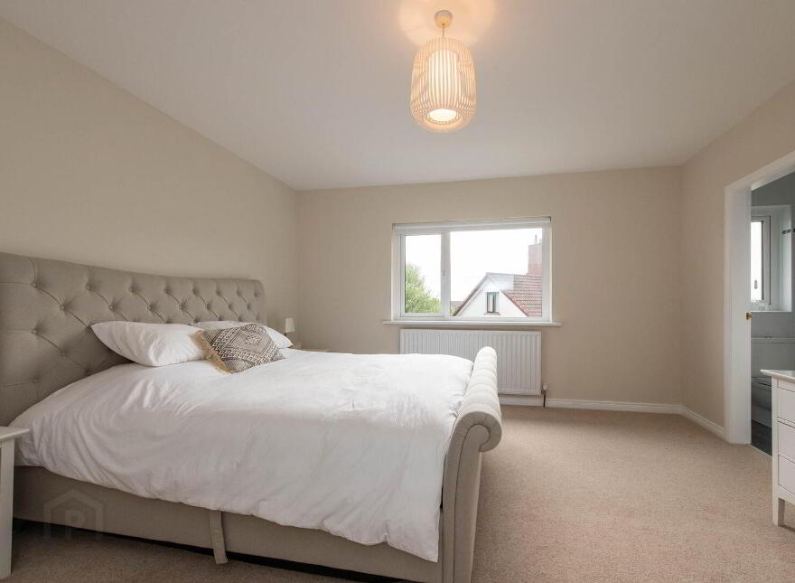 1 Meadowlands, Jordanstown, Newtownabbey, BT37 0UR