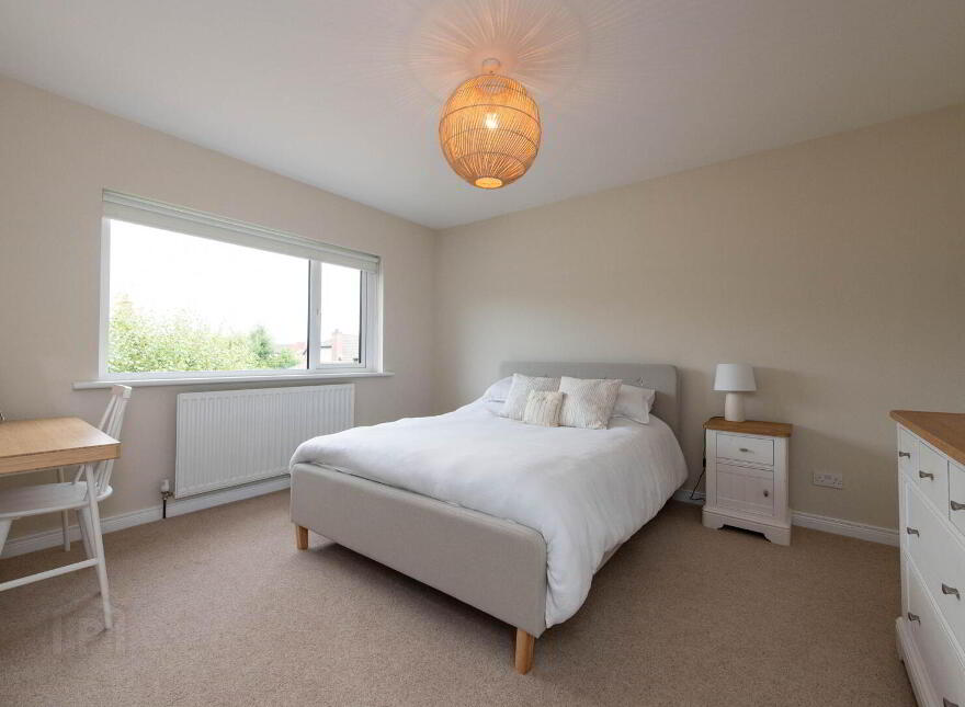 1 Meadowlands, Jordanstown, Newtownabbey, BT37 0UR