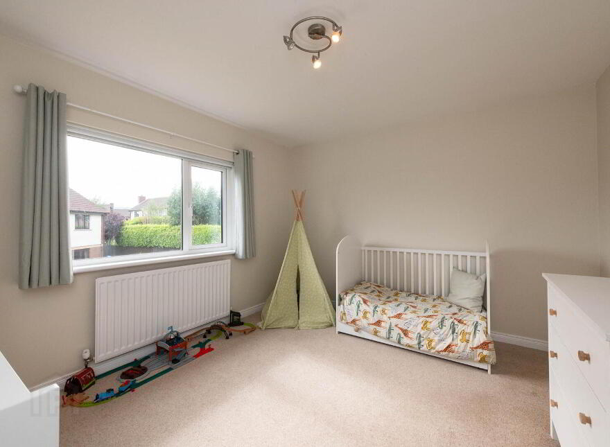 1 Meadowlands, Jordanstown, Newtownabbey, BT37 0UR