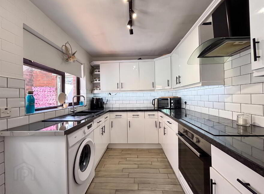 15 Cliftonville Drive, Belfast, BT14 6LR