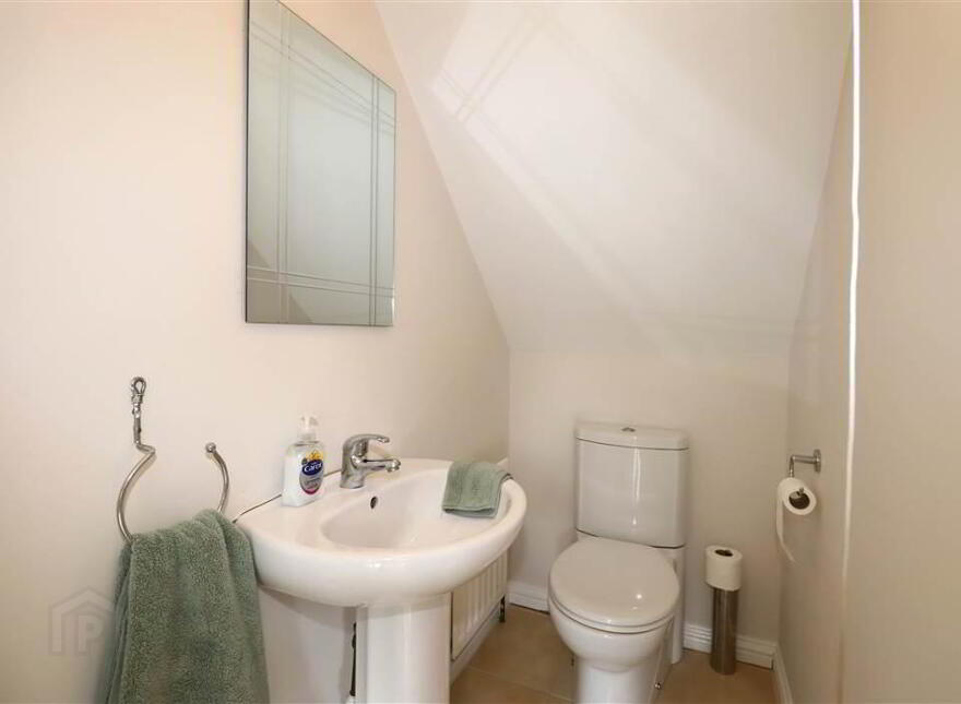 8 Laganville Park, Knockmore Road, Lisburn, BT28 2GF