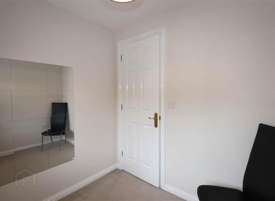 8 Laganville Park, Knockmore Road, Lisburn, BT28 2GF