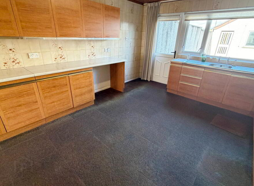 48 Bushmills Road, Coleraine, BT52 2BP