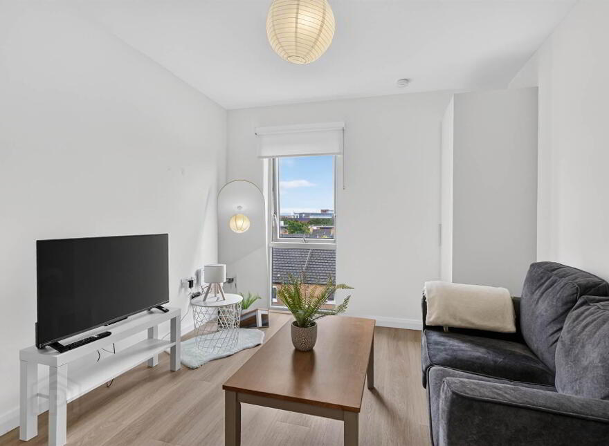 Apt8, 31 Apsley Street, Belfast, BT7 1FU