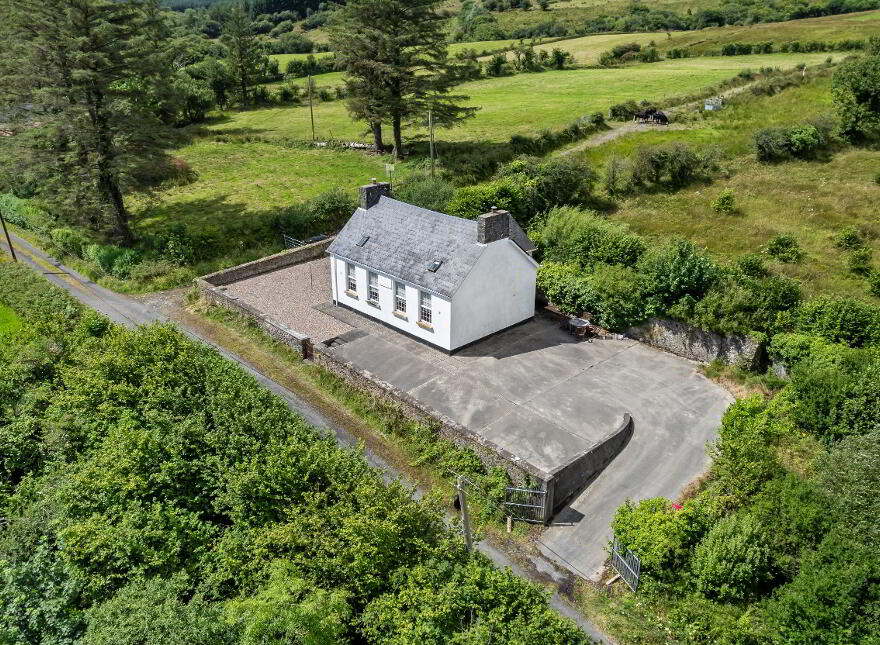 Leagan Schoolhouse, Inver, F94V9T3