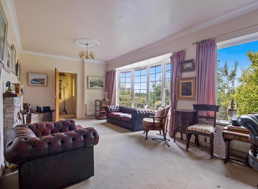 126 Lisburn Road, Ballynahinch, BT24 8TS