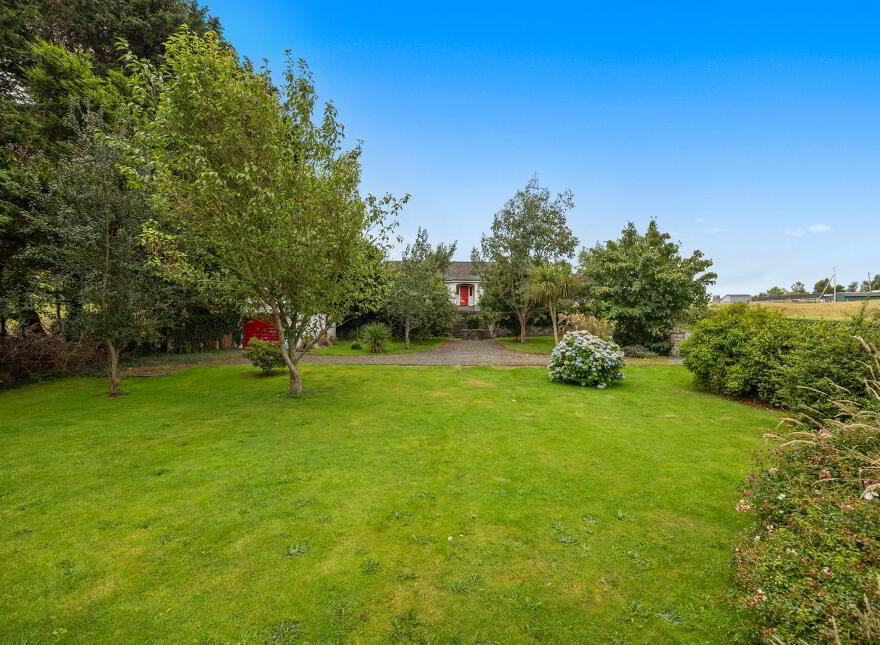 126 Lisburn Road, Ballynahinch, BT24 8TS