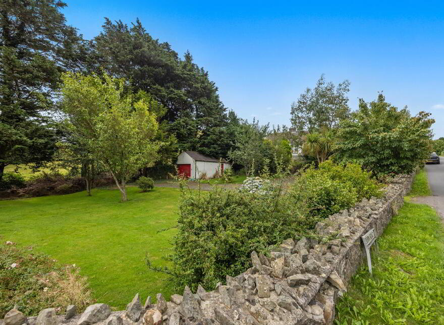 126 Lisburn Road, Ballynahinch, BT24 8TS