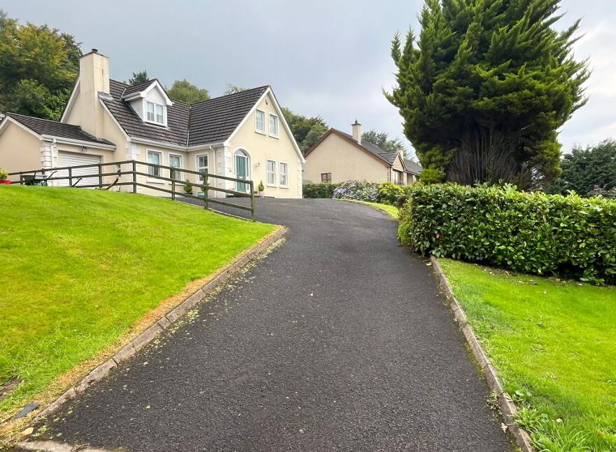 5 Woodfield, Prehen, Londonderry, BT47 2SZ
