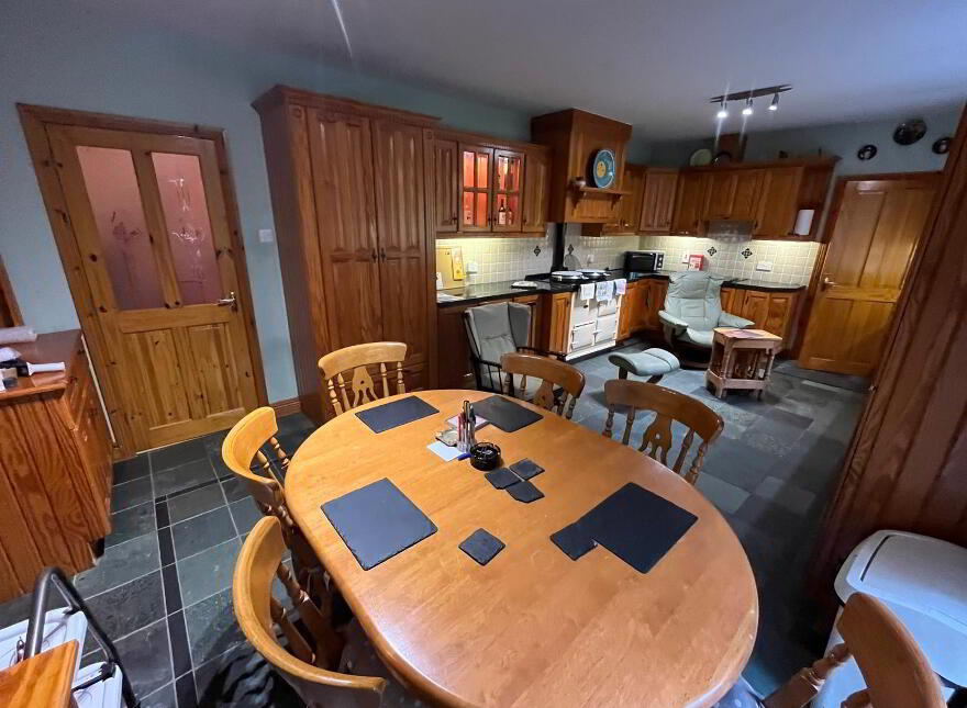 5 Woodfield, Prehen, Londonderry, BT47 2SZ