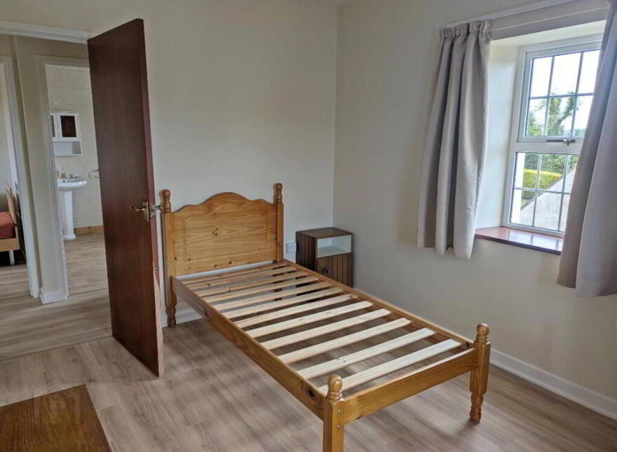 23 Kesh Road, Irvinestown, Enniskillen, BT94 1FN
