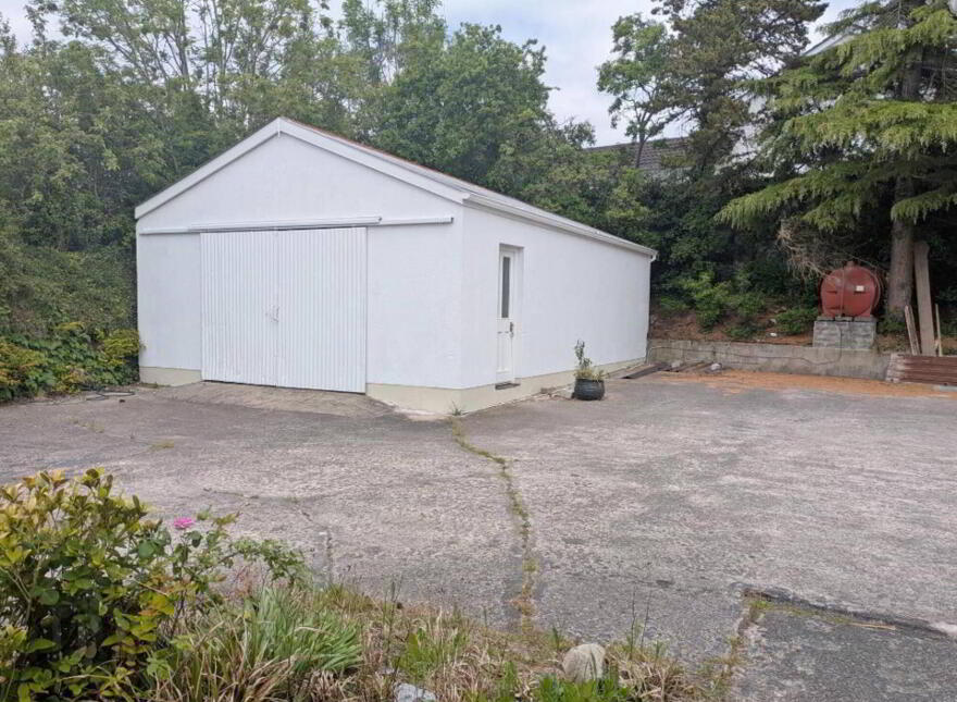 23 Kesh Road, Irvinestown, Enniskillen, BT94 1FN