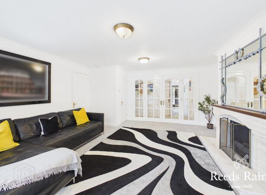 Apartment 3 1A Deramore Park South, Malone, Belfast, BT9 5JY