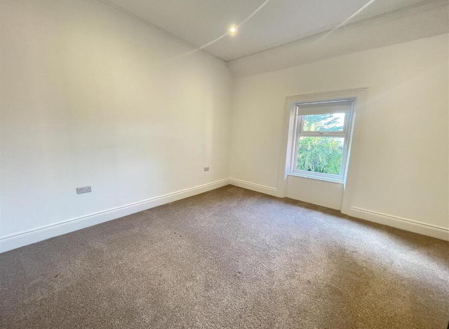 Apt 192A, Kingsway, Dunmurry, Belfast, BT17 9AL