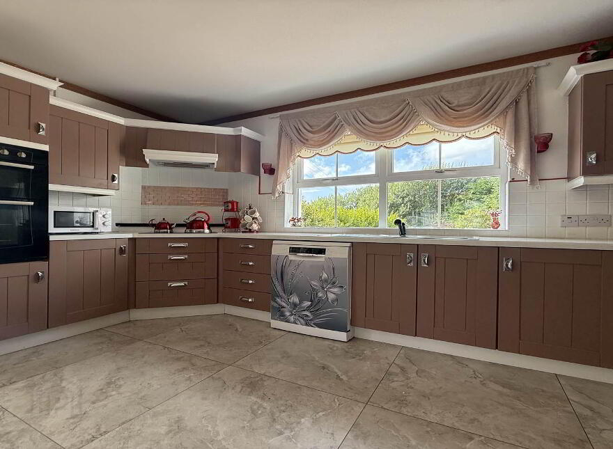Loughcrillan Road, Loughcrillan, Glenties, F94KT22