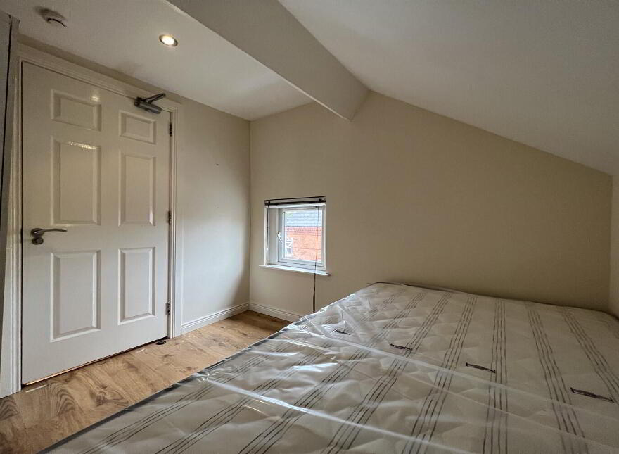 Apt 3, 2a Rutland Street, Belfast, BT7 2FJ