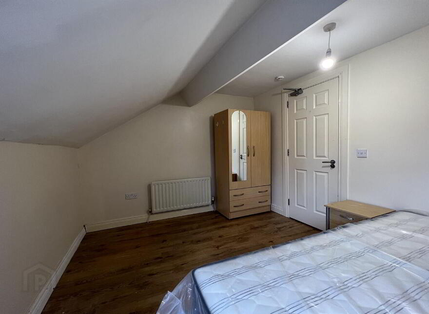 Apt 3, 2a Rutland Street, Belfast, BT7 2FJ