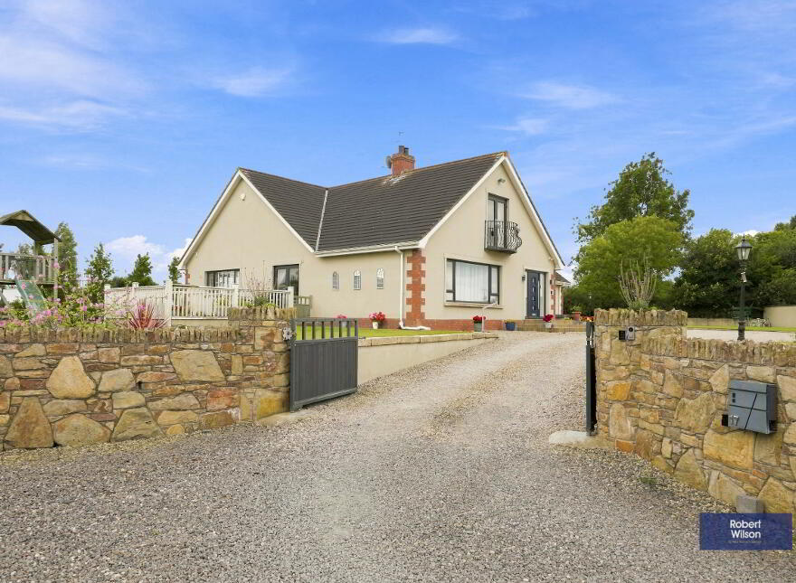 17 The Slopes, Portadown, BT63 5NT photo