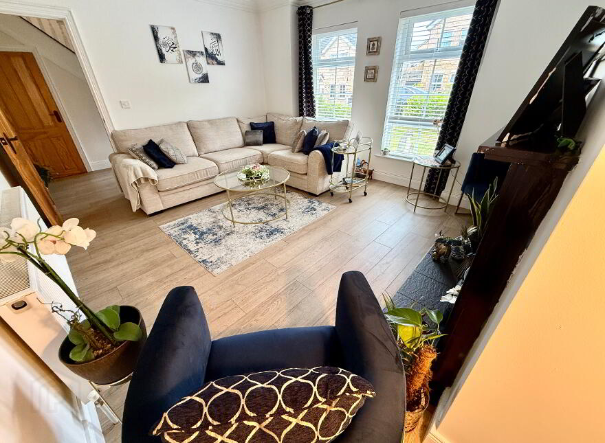40A Blackthorn Manor, Waterside, Derry, BT47 5ST