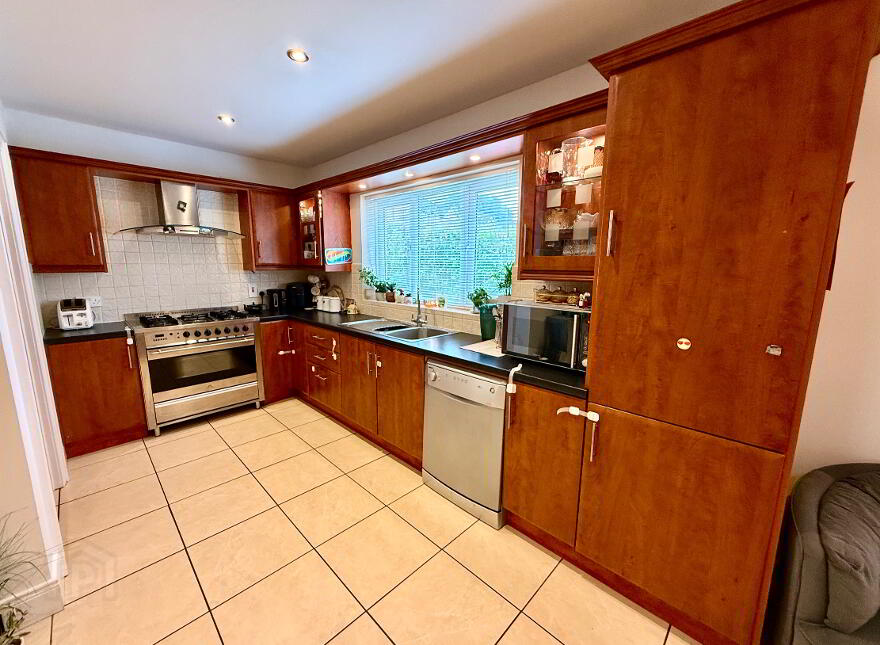 40A Blackthorn Manor, Waterside, Derry, BT47 5ST