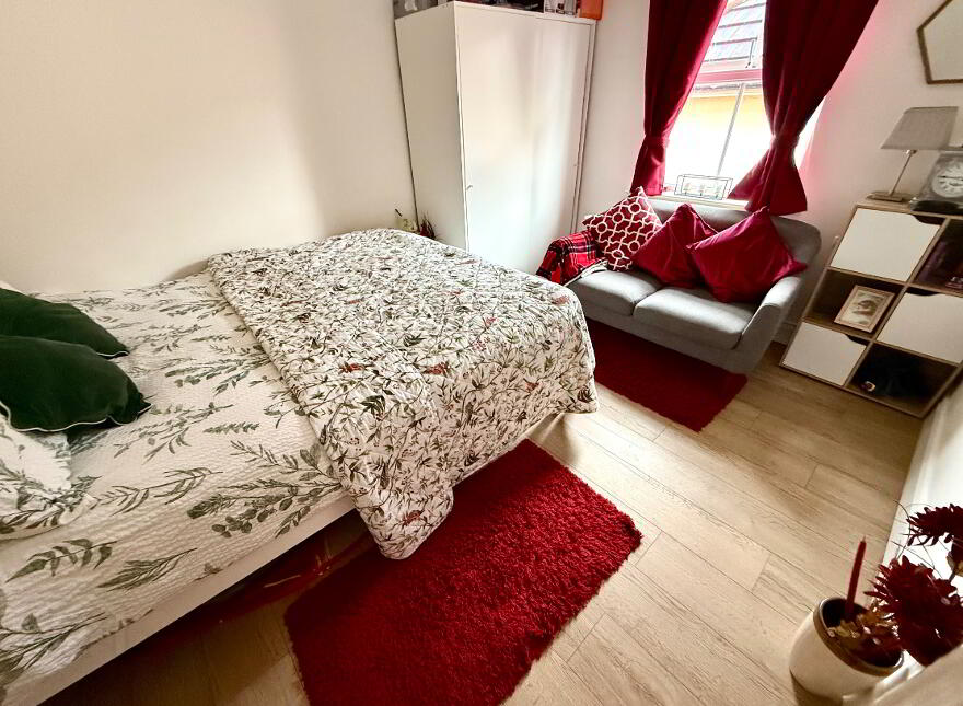 40A Blackthorn Manor, Waterside, Derry, BT47 5ST