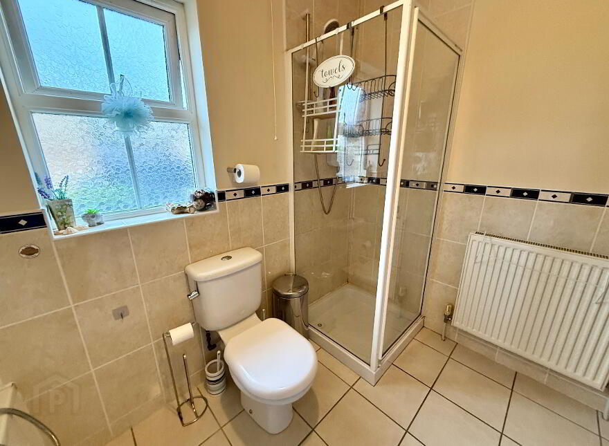 40A Blackthorn Manor, Waterside, Derry, BT47 5ST
