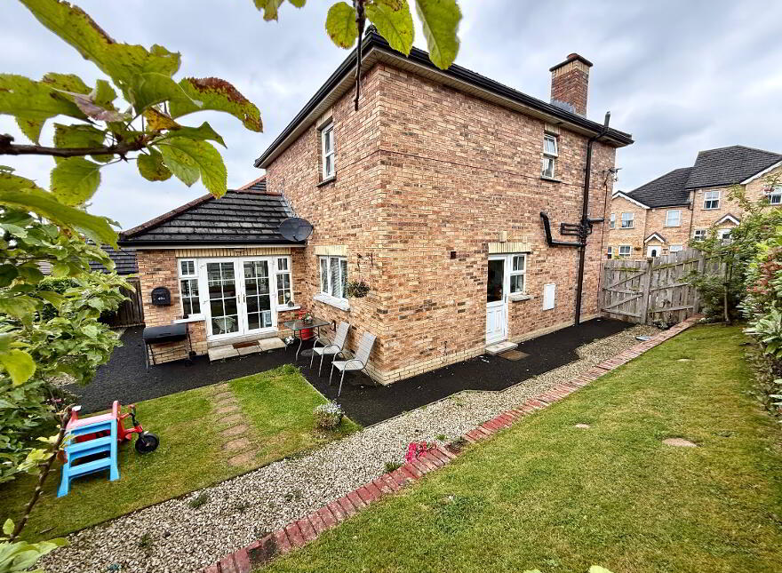 40A Blackthorn Manor, Waterside, Derry, BT47 5ST