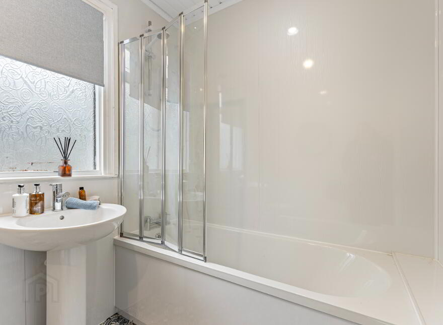 112 Ballymoney Road, Ballymena, BT43 5BZ