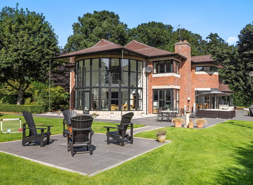 190 Upper Malone Road, Belfast, BT17 9JZ