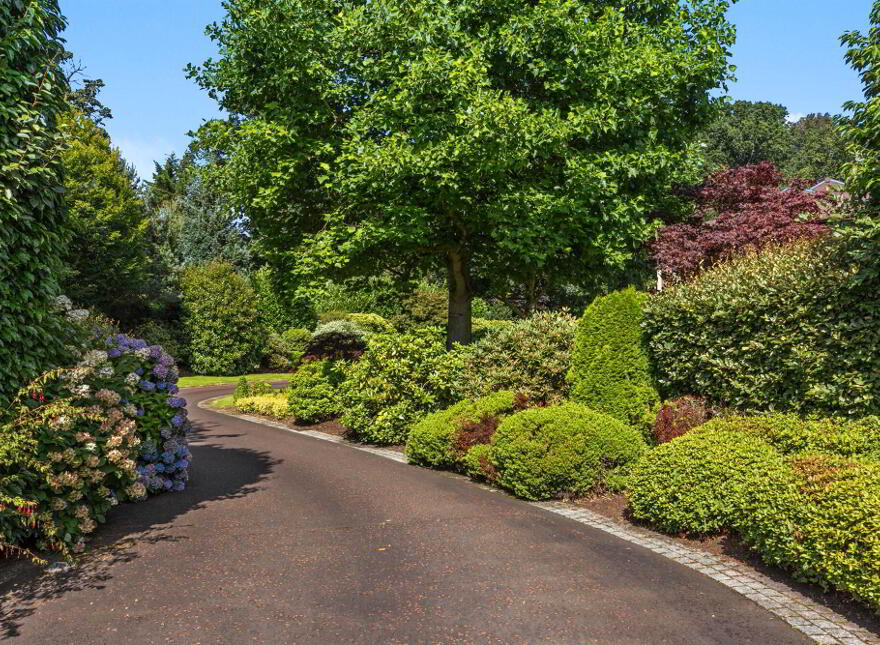 190 Upper Malone Road, Belfast, BT17 9JZ