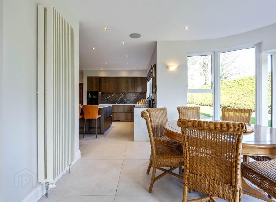 190 Upper Malone Road, Belfast, BT17 9JZ
