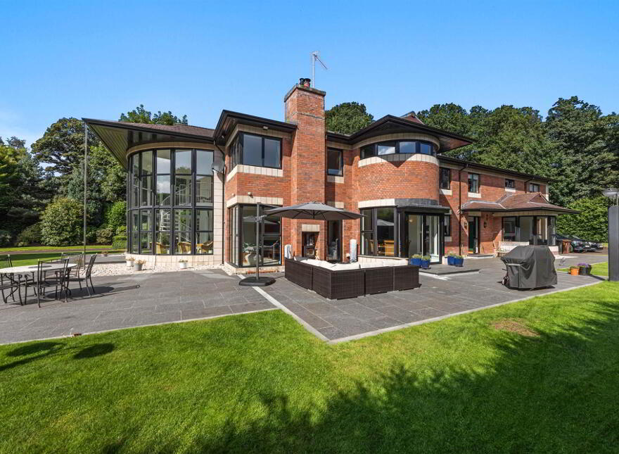 190 Upper Malone Road, Belfast, BT17 9JZ