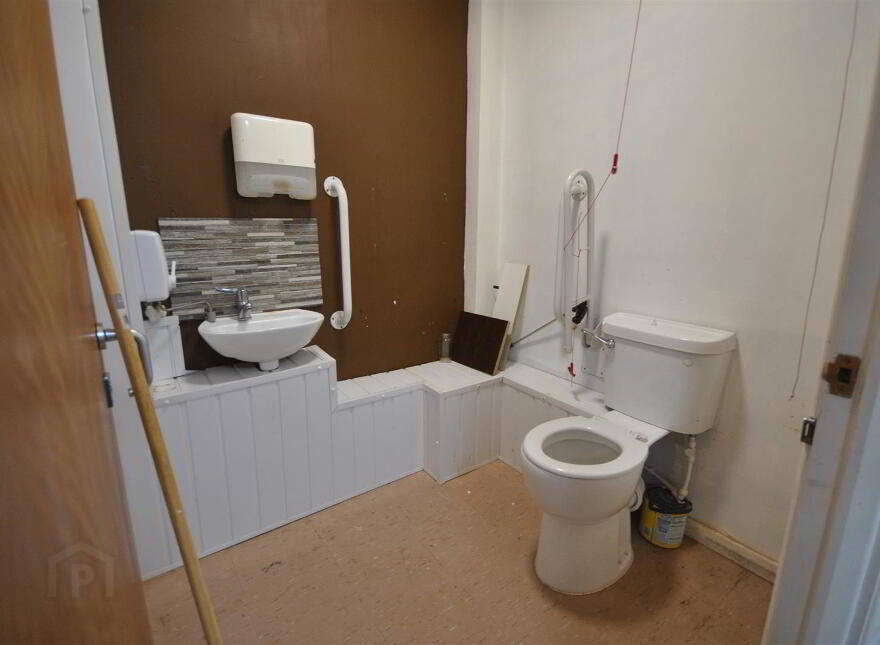 Unit 2a, Bingham Mall, Bangor, BT20 5BQ